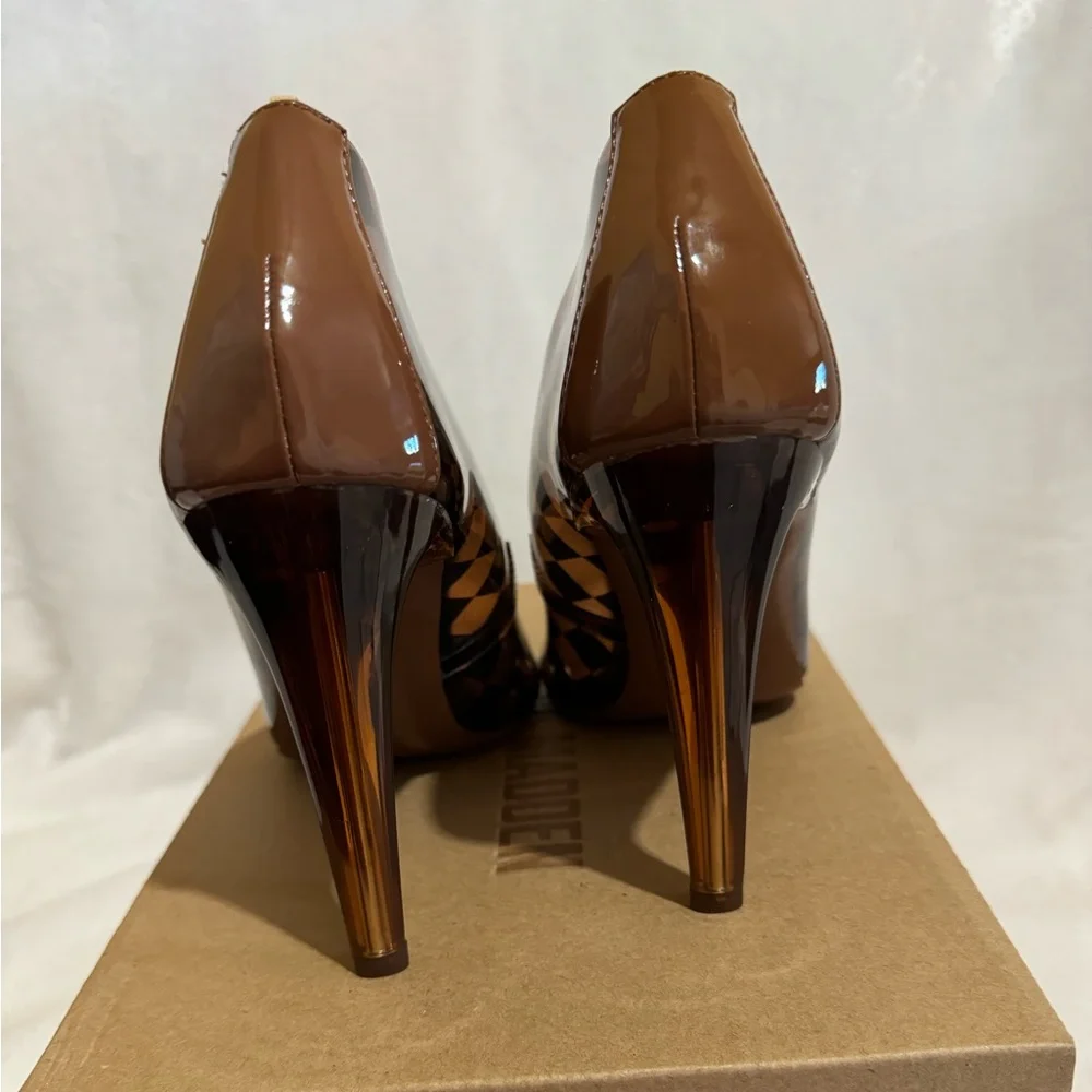 STEVE MADDEN Atlanta Brown Multi Pumps